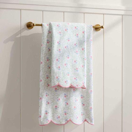 Hill House Home Clematis Scallop Bath Towel | Pottery Barn Teen