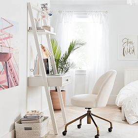 Beadboard Leaning Wall Desk (29.5")