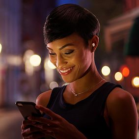 Moto Buds 120 Wireless Earbuds