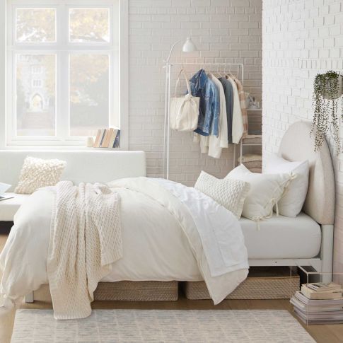 Calming Vibes Dorm Room