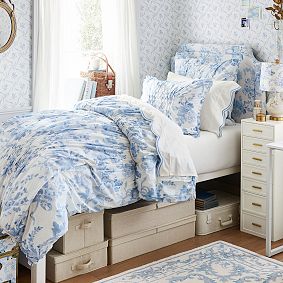 LoveShackFancy Garden Damask Smocked Quilt