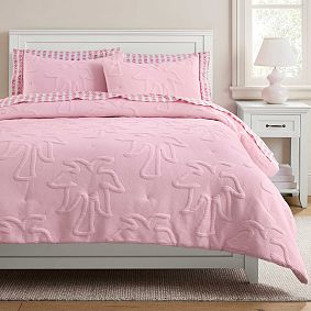 Pink Palm Puff Cloud Quilt