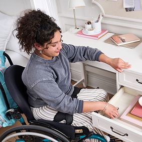 Hampton Accessible Desk (53")