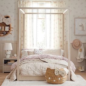 Hello Kitty® Table Lamp (20")