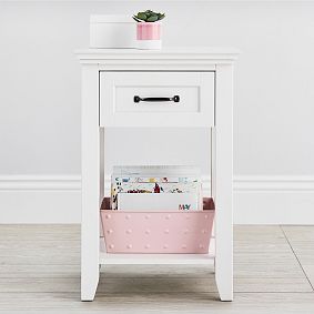 Hampton Nightstand (19")