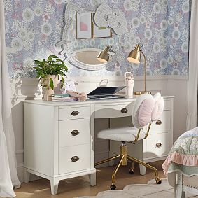 Hello Kitty® Bow Swivel Desk Chair