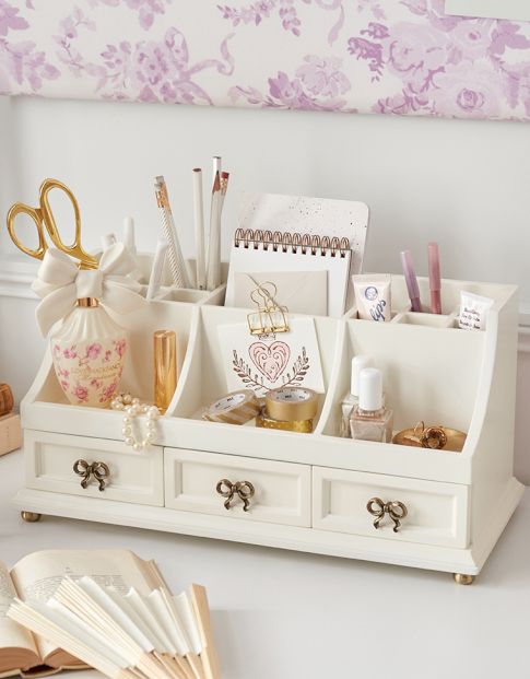 Jewelry &amp; Beauty Storage