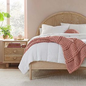 West Elm x PBT Vivienne Nightstand (23")