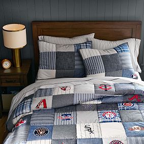 <i>MLB™</i> Patchwork Quilt