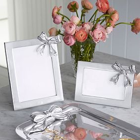 Bow Picture Frame