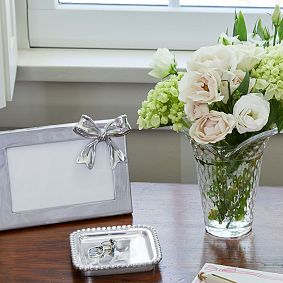 Bow Picture Frame