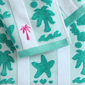 Pink Palm Puff Bath Towel