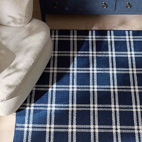 Leo Plaid Rug