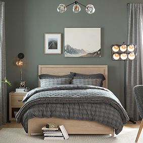 Globe Sconce (11.5")