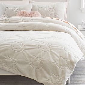 Hello Kitty® Magical Faux Fur Quilt