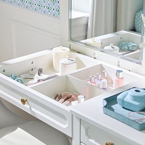 Auburn Light Up Flip-Top Vanity (44")