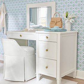 Auburn Light Up Flip-Top Vanity (44")