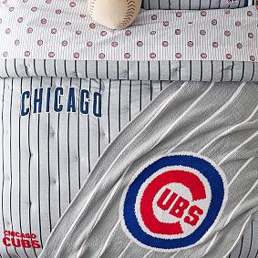 <em>MLB</em><sup>&trade;</sup><em>Chicago Cubs</em><sup>&trade;</sup> Fuzzy Throw