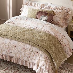 Harry Potter<sup>&trade;</sup> Hedwig<sup>&trade;</sup> Toile Ruffle Duvet Cover
