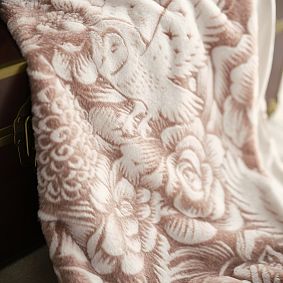 Harry Potter<sup>&trade;</sup> Hedwig<sup>&trade;</sup> Flora Faux Fur Throw
