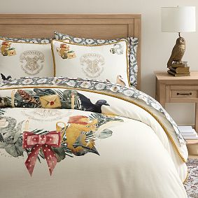 Harry Potter<sup>&trade;</sup> Wreath Duvet Cover