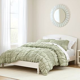 Tate Camelback Classic Bed