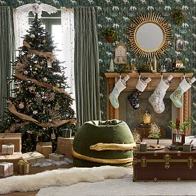 Harry Potter™ Hedwig™ Sparkle Faux Fur Tree Skirt