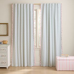 Hill House Home Clematis Scallop Blackout Curtain