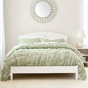 Tate Camelback Classic Bed