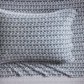 Open Box: Billabong Waves Printed Sheet Set, Twin/Twin XL - Navy/Multi