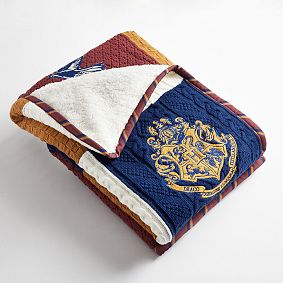 Harry Potter<sup>&trade;</sup> Heirloom Throw