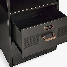 Locker Smart Gaming Desk (70"w x 28"d)