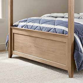 Hampton Canopy Bed