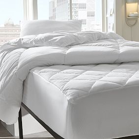 Pottery Barn Teen Essential Waterproof and Stain Repellant Mattress Pad