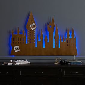 Harry Potter<sup>&trade;</sup> Hogwarts<sup>&trade;</sup> Castle Light Up Wall Decor