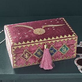 Harry Potter<sup>&trade;</sup> Golden Snitch<sup>&trade;</sup> Beaded Velvet Jewelry Box