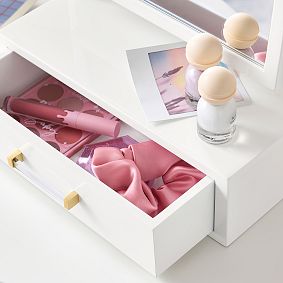 Elle Vanity Mirror With Storage Drawer (12"w x 19"d)