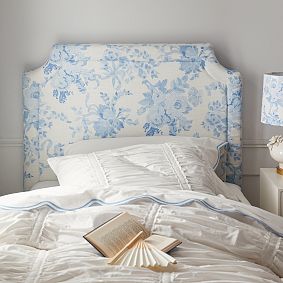 LoveShackFancy Auburn No Nails Dorm Headboard