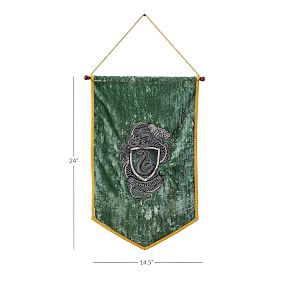 Harry Potter<sup>&trade;</sup> Slytherin<sup>&trade;</sup> Oxford Pennant