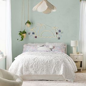 Jamie Slipcovered Classic Bed