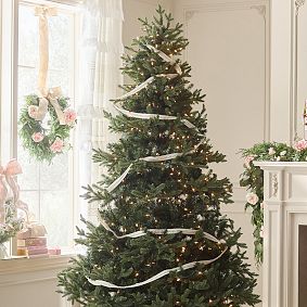 LoveShackFancy Pearl Ribbon Garland 