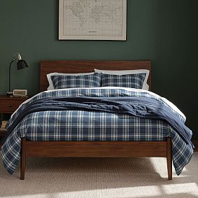 Keaton Classic Bed