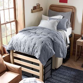 Classic Stripe Comforter