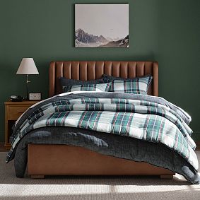 Arden Upholstered Classic Bed