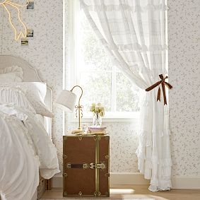 LoveShackFancy Prairie Wildflower Wallpaper - Natural