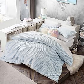 Channel Cloud Faux-Fur Quilt
