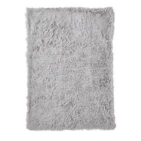 Fluffy Luxe Throw