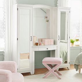 Hampton Vanity Desk with Mirrored Towers (66"w x 18.5"d)