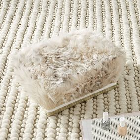 Faux-Fur Mani Pedi Lapdesk - Snow Cat