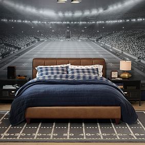 Baldwin Classic Upholstered Bed